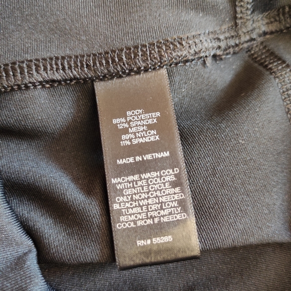 EXP CORE | Asymmetrical Mesh Yoga/Sports Leggings - Picture 2 of 8